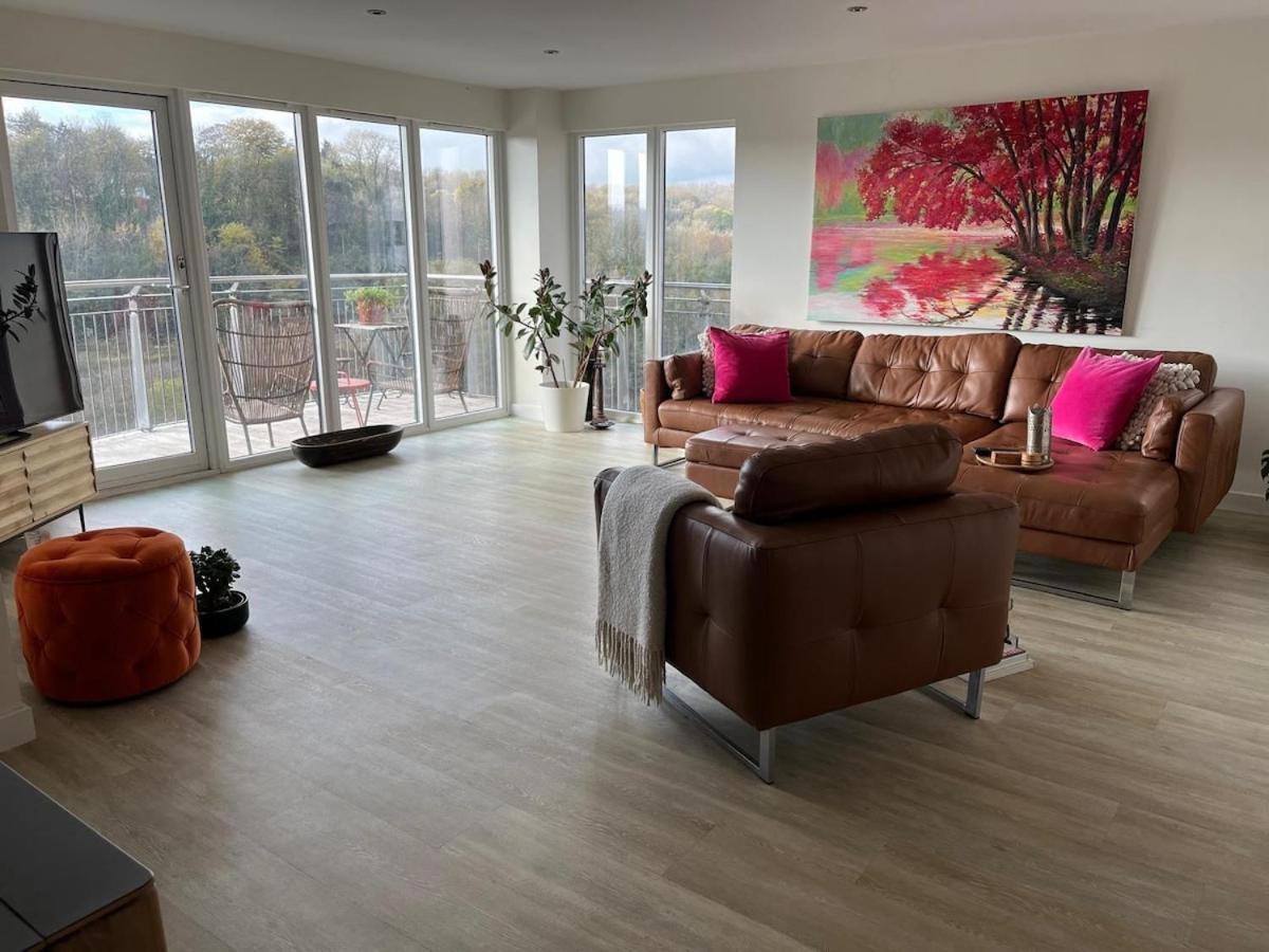 Stunning Waterfront Apartment Close To Cardiff Bay And Penarth With Parking Ngoại thất bức ảnh